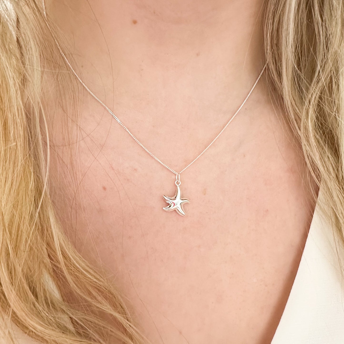 Dainty Starfish Necklace